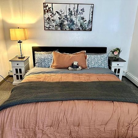 Comfortable 2Br Apt Central Fairbanks Bagian luar foto