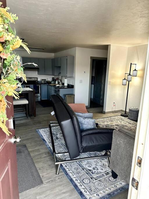 Comfortable 2Br Apt Central Fairbanks Bagian luar foto