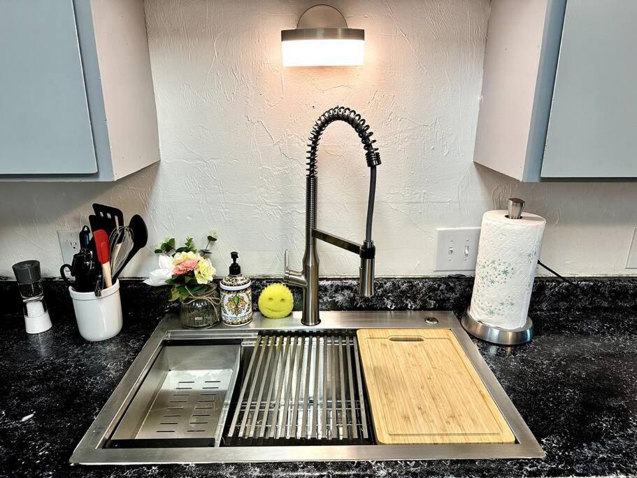 Comfortable 2Br Apt Central Fairbanks Bagian luar foto