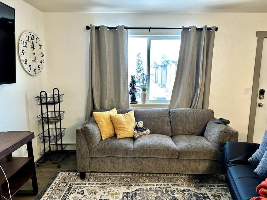 Comfortable 2Br Apt Central Fairbanks Bagian luar foto